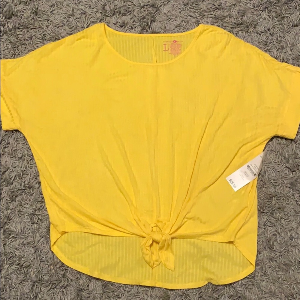 A yellow shirt :)